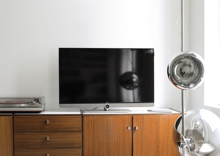 Loewe Bild 3.48 dal graphite grey - lifestyle - Televisie