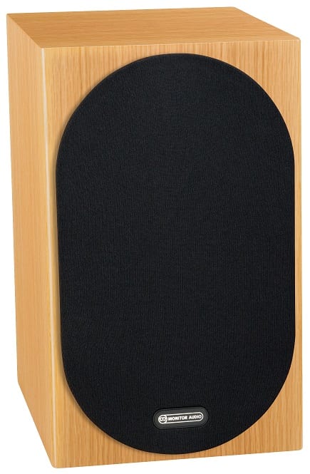 Monitor Audio Silver 100 6G natural oak - frontaanzicht met grill - Boekenplank speaker