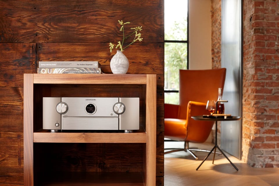 Marantz SR6012 zilver/goud - lifestyle - AV Receiver