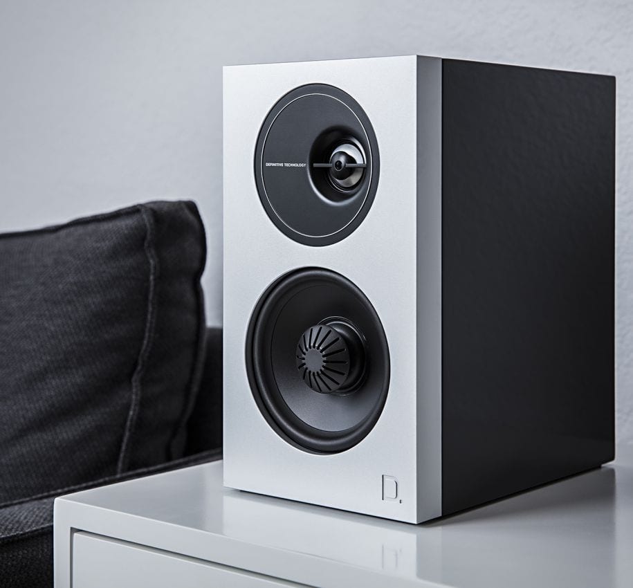 Definitive Technology Demand D7 zwart - beauty - Boekenplank speaker