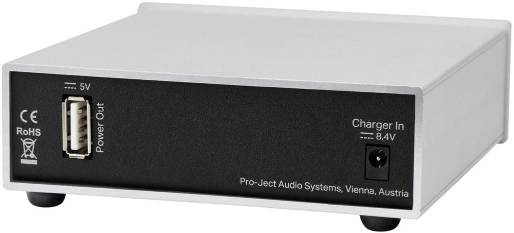 Pro-Ject Accu Box S2 zilver - achterkant - Voeding