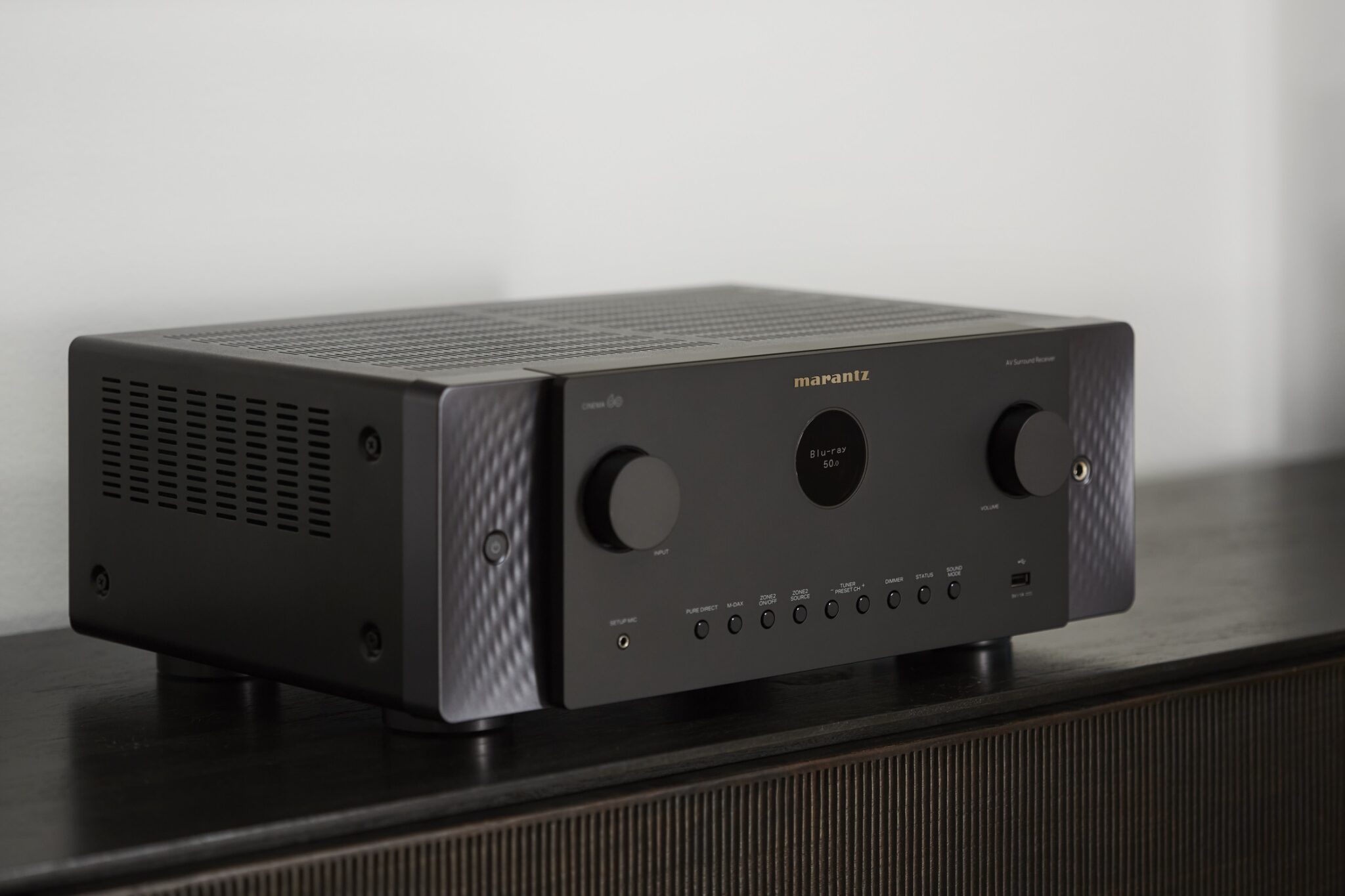 Marantz CINEMA 60 zwart - lifestyle - AV Receiver