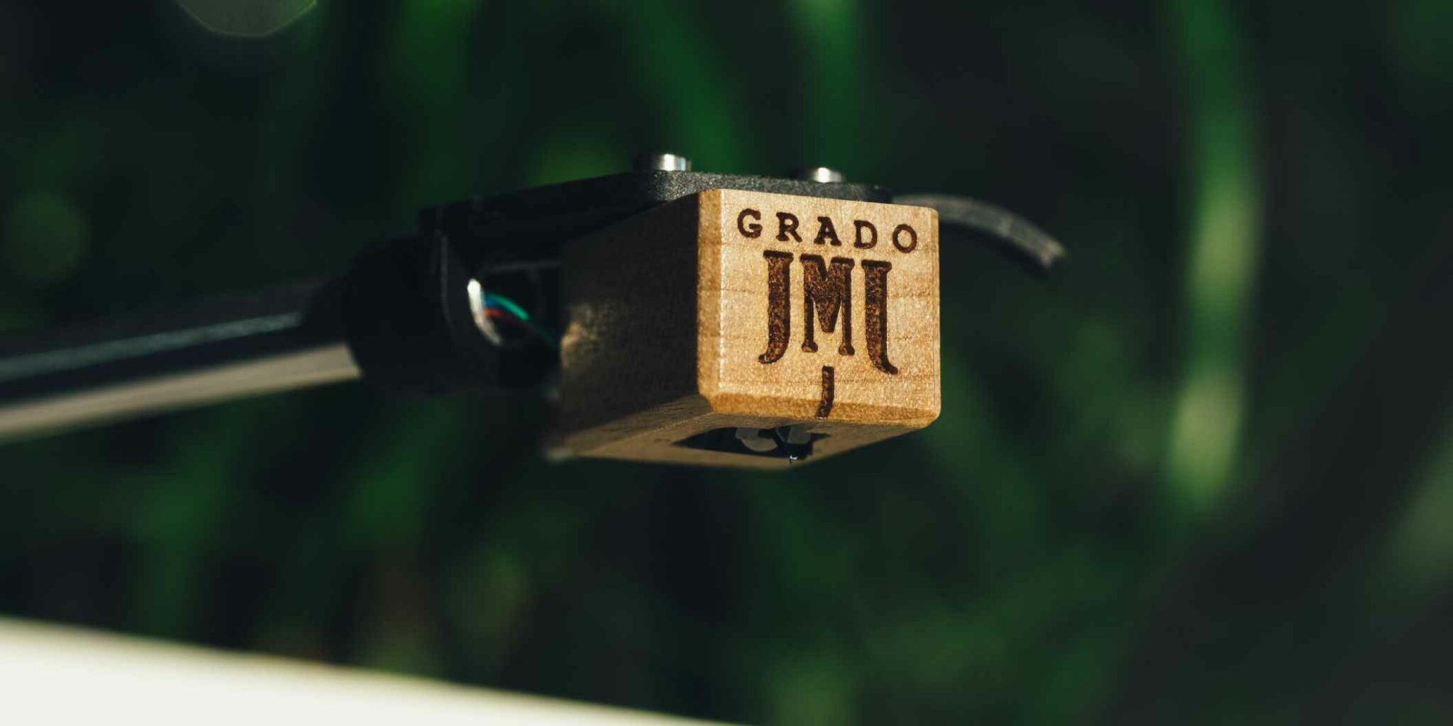 Grado Opus3 LO - lifestyle - Platenspeler element