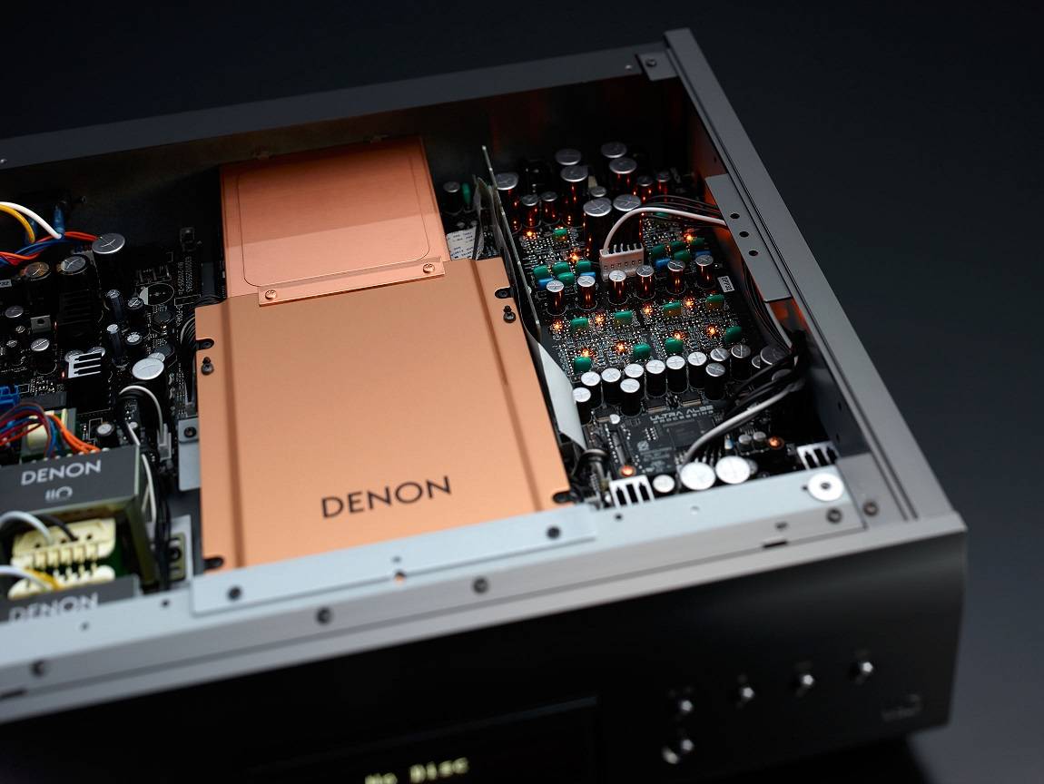 Denon DCD-A110 silver graphite - binnenwerk - CD speler