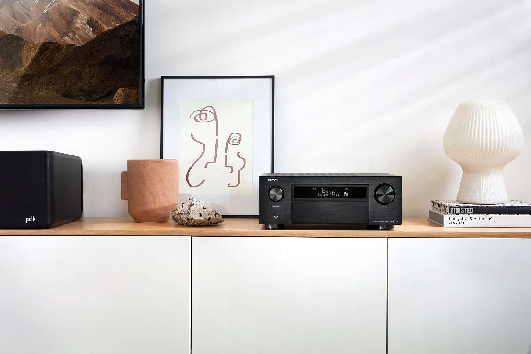 Denon AVC-X6700H zwart - lifestyle - AV Receiver