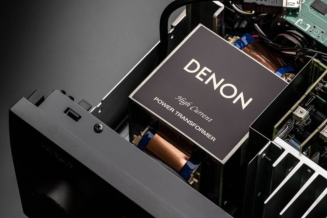 Denon AVC-X6700H zwart - detail - AV Receiver