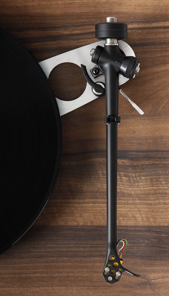Rega Planar 3 50th Anniversary Edition - detail - Platenspeler