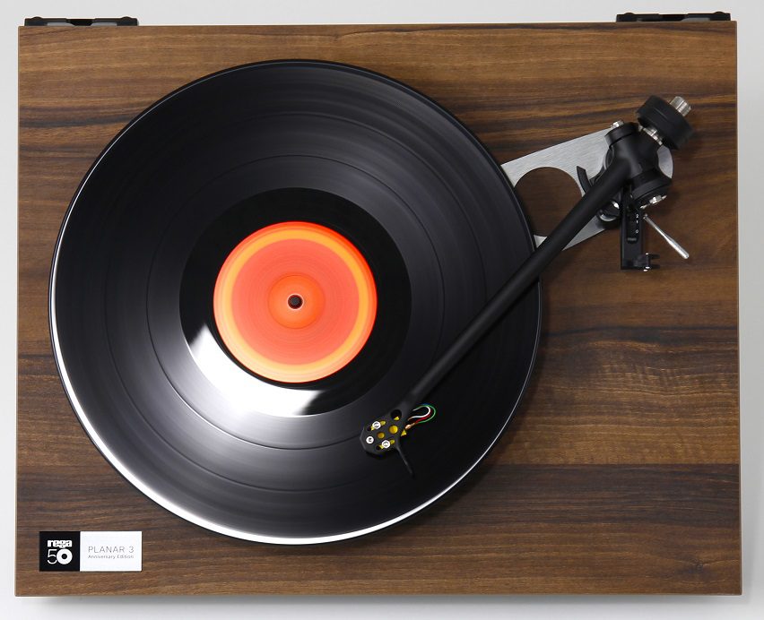 Rega Planar 3 50th Anniversary Edition - bovenaanzicht - Platenspeler