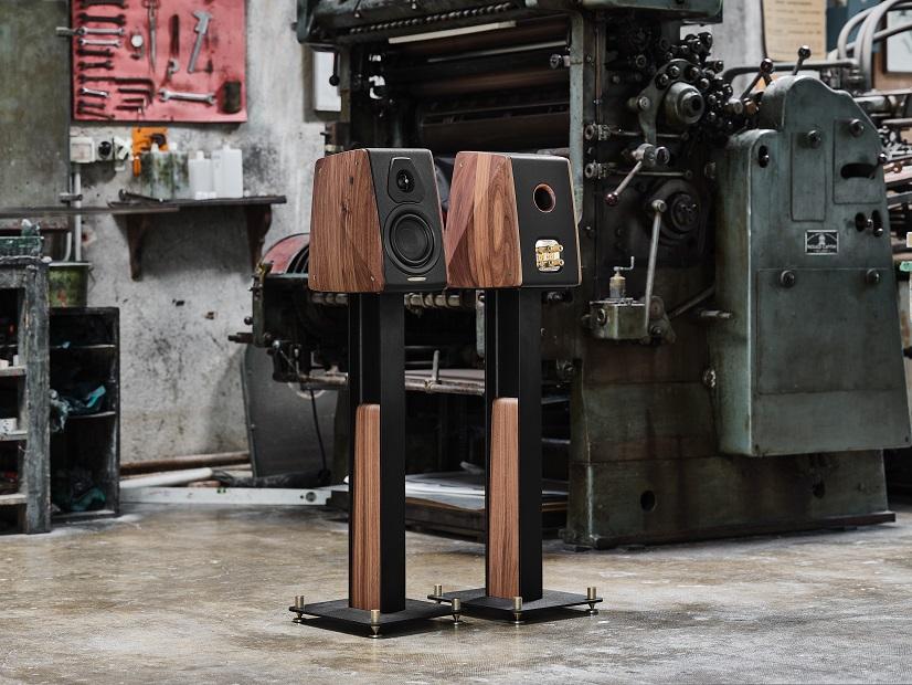 Sonus faber Iron stand - lifestyle - Speaker standaard