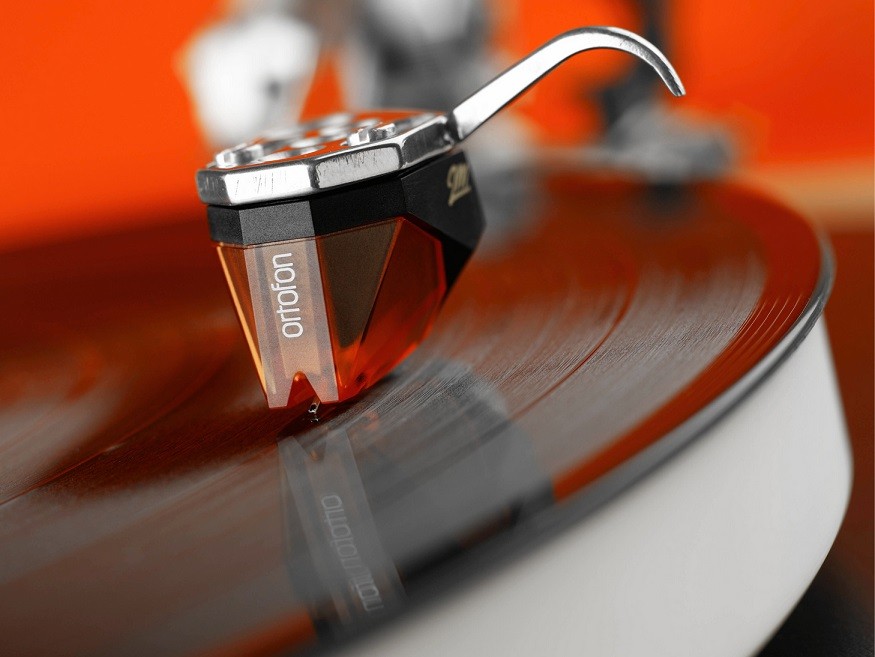Ortofon 2M Bronze - lifestyle - Platenspeler element