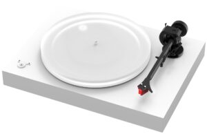 Pro-Ject X2 B (Quintet Red) wit satijn
