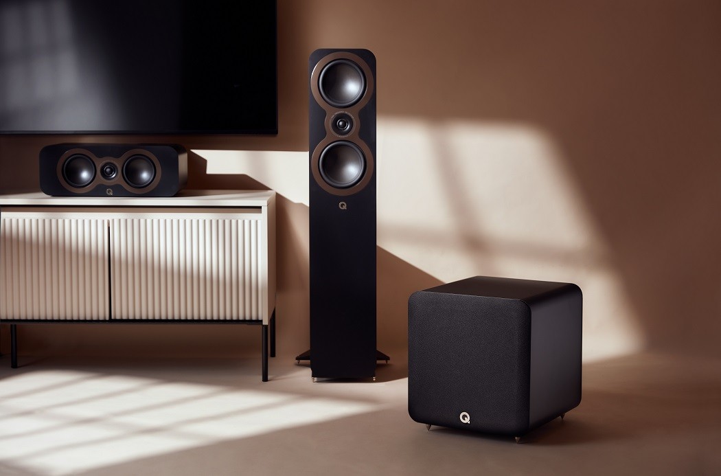 Q Acoustics Q SUB100 zwart satijn - lifestyle - Subwoofer