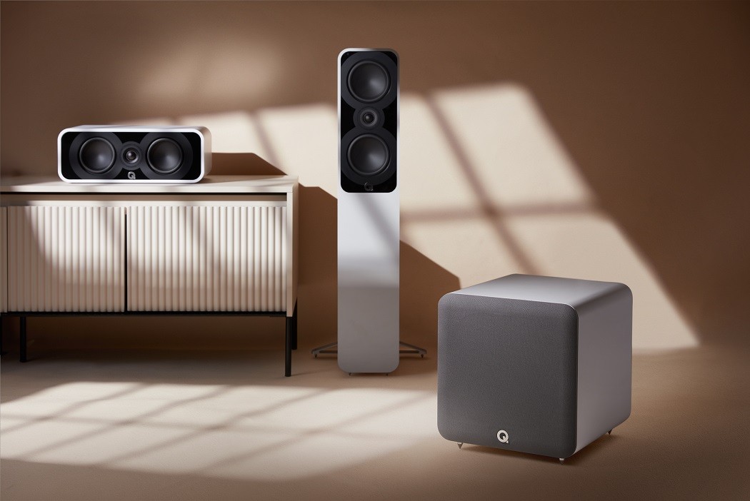 Q Acoustics Q SUB100 wit satijn - lifestyle - Subwoofer