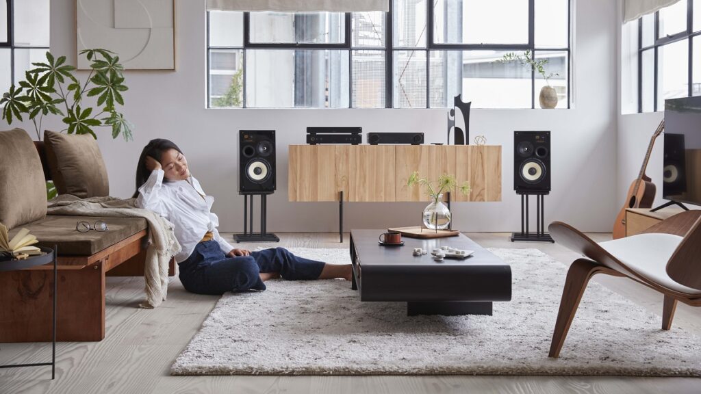 Arcam introduceert Radia+ versterkers