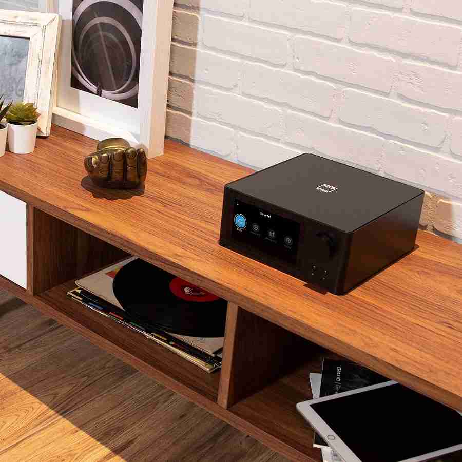 NAD C700 - Stereo receiver