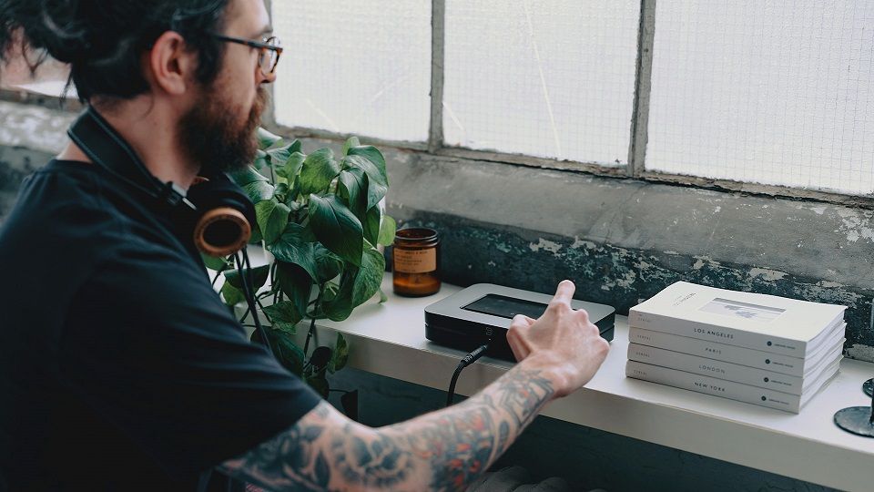 Bluesound NODE zwart (inruil) - lifestyle - Audio streamer