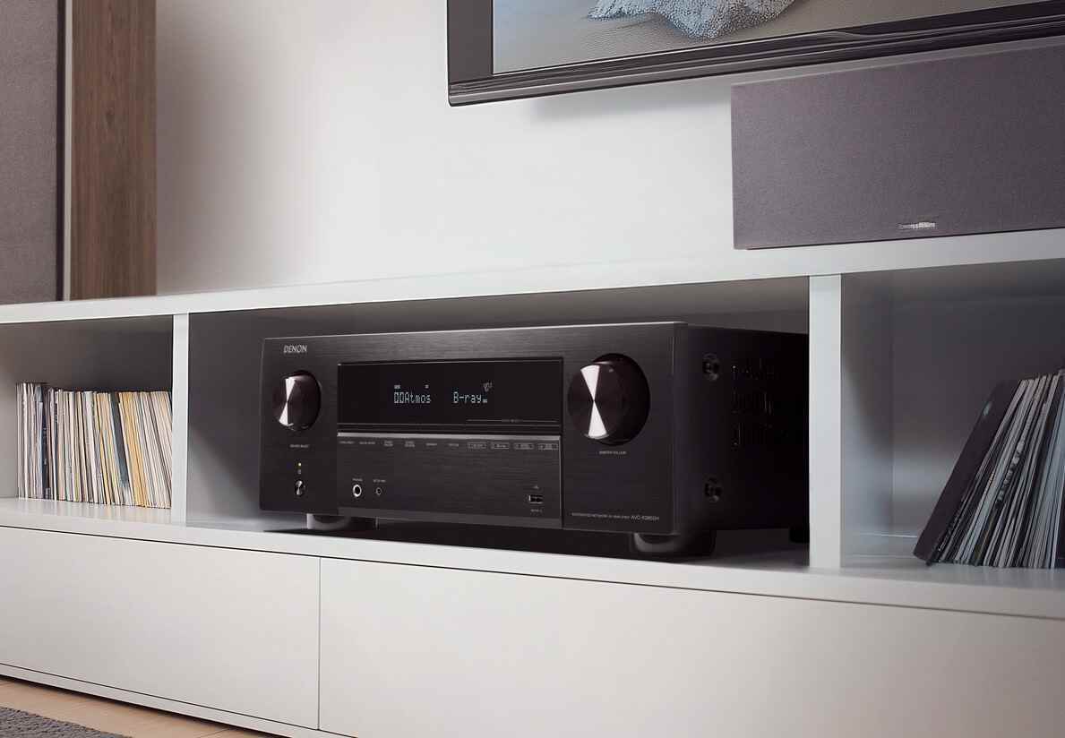 Denon AVC-X2850H zwart - lifestyle - AV Receiver