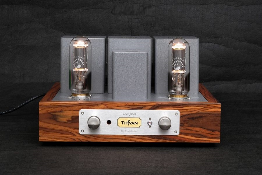 ThivanLabs Lion 805A - Stereo versterker