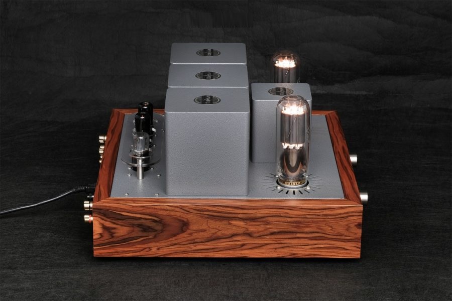 ThivanLabs Lion 805A - Stereo versterker