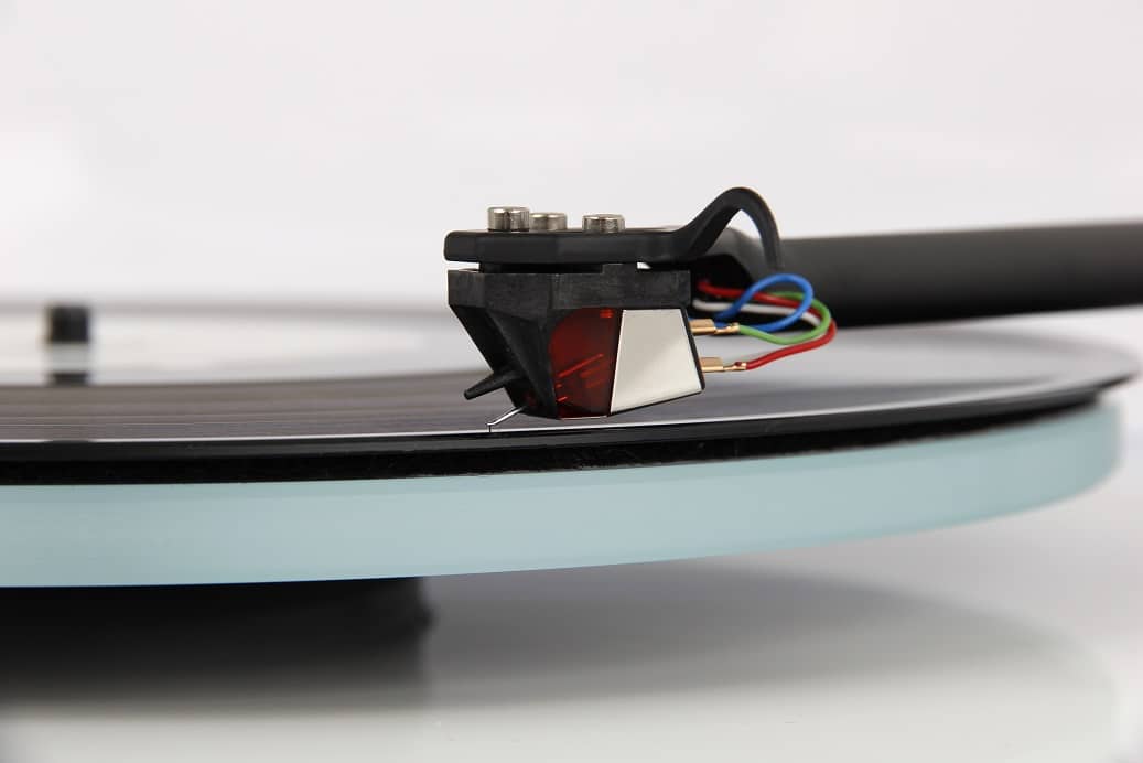 Rega Planar 2 Nd3 wit hoogglans - Platenspeler