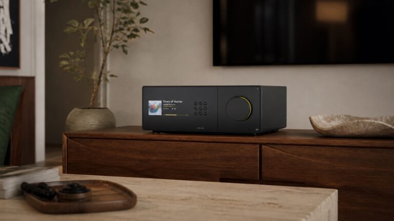 Arcam introduceert AV in de Radia serie