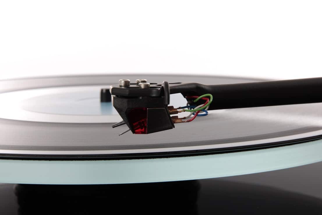 Rega Planar 2 Nd3 zwart hooglans - Platenspeler