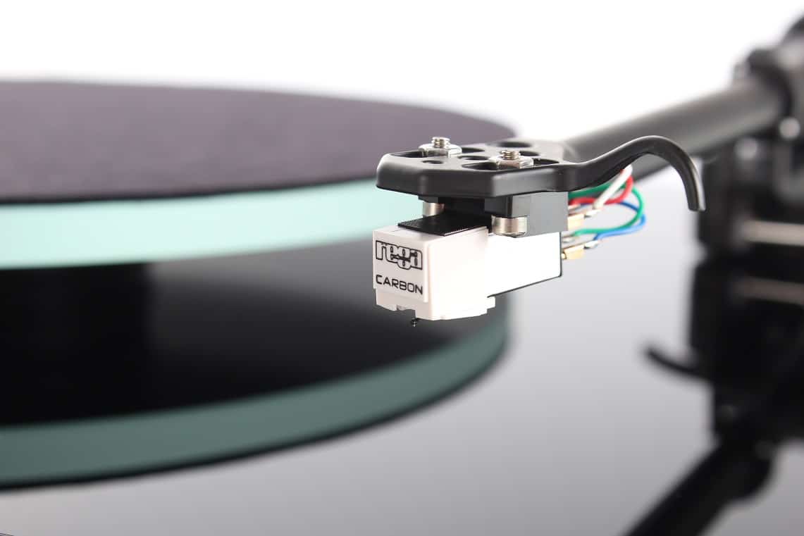 Rega Planar 2 Carbon zwart hoogglans - Platenspeler