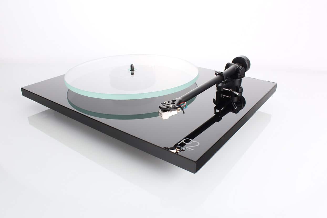 Rega Planar 2 Carbon zwart hoogglans - Platenspeler