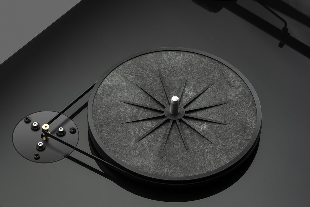 Pro-Ject E1.2 BT walnoot - Platenspeler