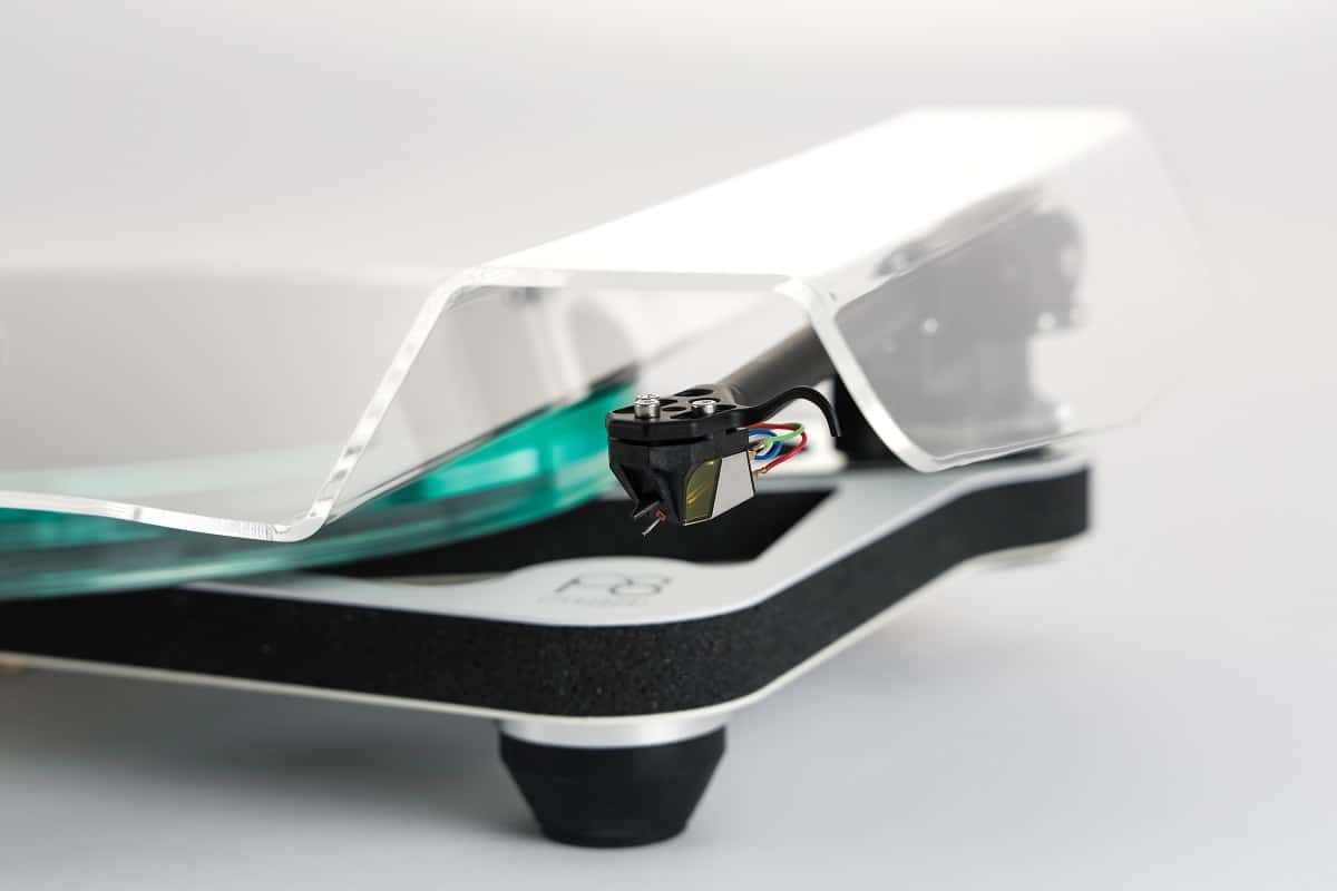 Rega Planar 8 Nd7 wit mat - Platenspeler