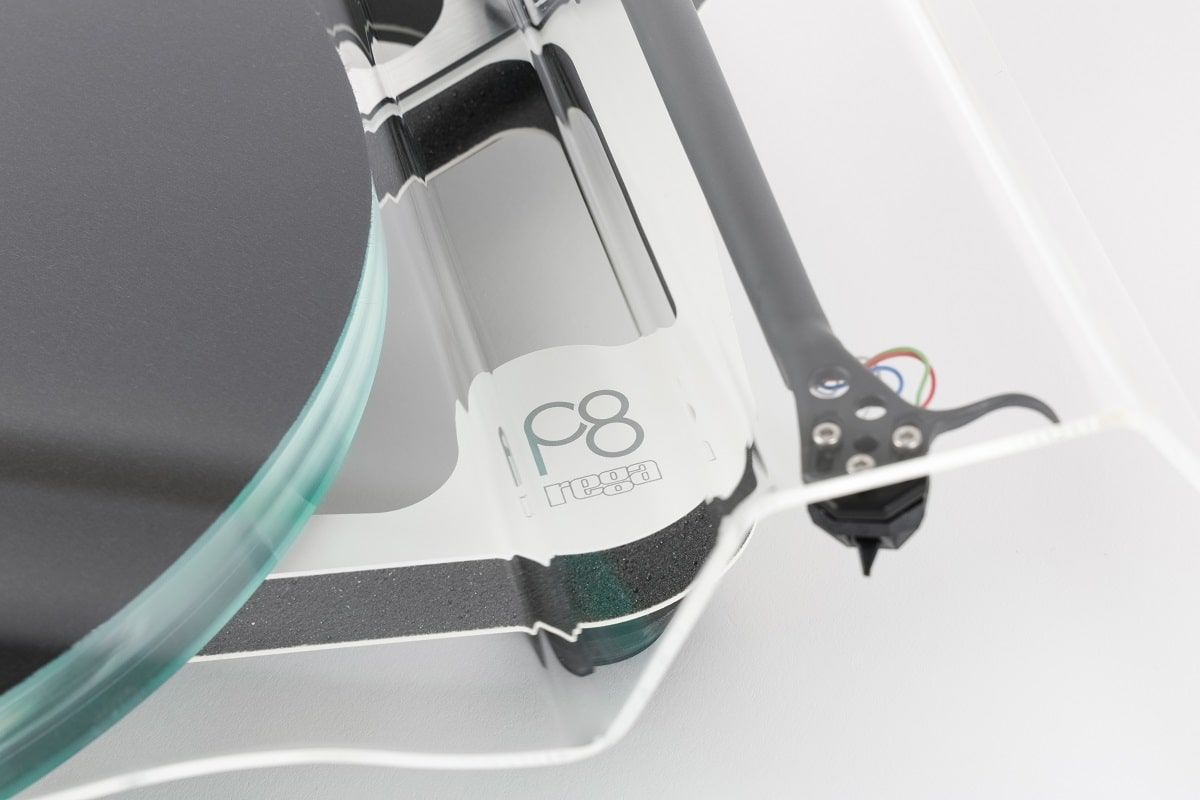 Rega Planar 8 Nd7 wit mat - Platenspeler