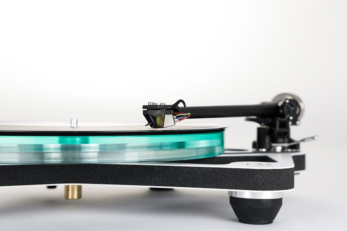 Rega Planar 8 Nd7 wit mat - Platenspeler